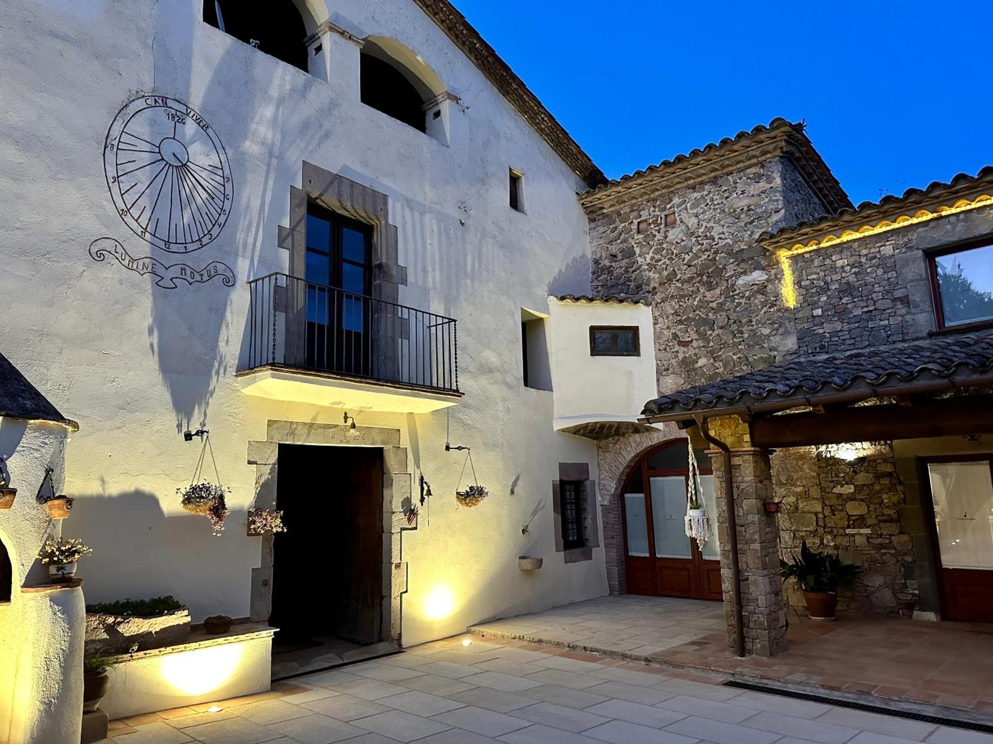 Masia Can Viver - Olive Oil Tourism B&B Bigues I Riells Buitenkant foto